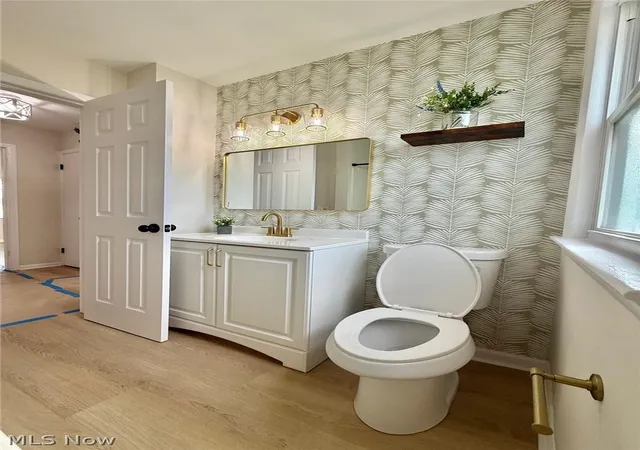 Photo 4 of Single family home for sale at 18213 Puritas Ave, Cleveland, OH 44135 | MLS# 5207593 | Listing updated on 2026-10-30