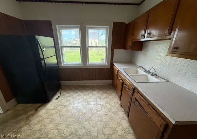 2nd image of 13305 Ferris Ave, Cleveland, OH 44105 | MLS# 5207248