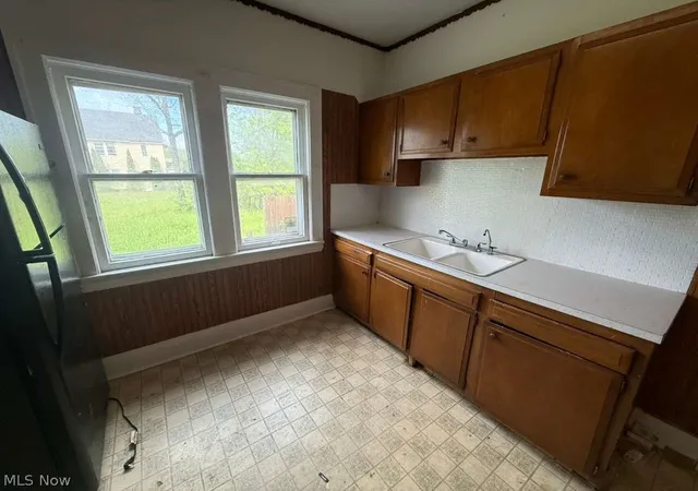 3rd image of 13305 Ferris Ave, Cleveland, OH 44105 | MLS# 5207248
