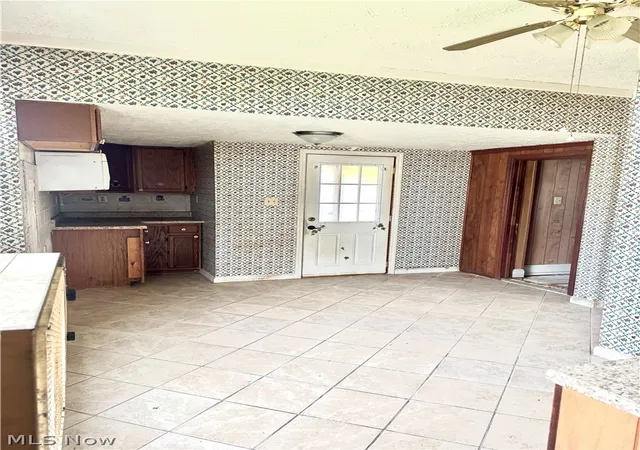 Homes for sale in Vienna, WV | 4300 7Th Ave, Vienna, WV 26105 | MLS# 5207586