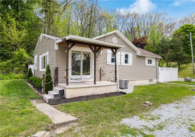 Photo 1 of Single family home for sale at 3771 S Turkeyfoot Rd, New Franklin, OH 44319 | MLS# 5207297 | Listing updated on 2026-08-24