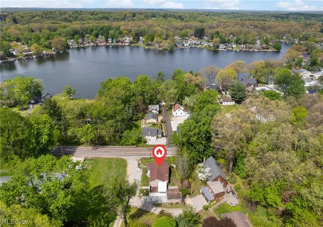Photo 3 of Single family home for sale at 3771 S Turkeyfoot Rd, New Franklin, OH 44319 | MLS# 5207297 | Listing updated on 2026-08-24