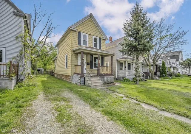 Homes for sale in Lorain, OH | 1023 W Washington Ave, Lorain, OH 44052 | MLS# 5190270