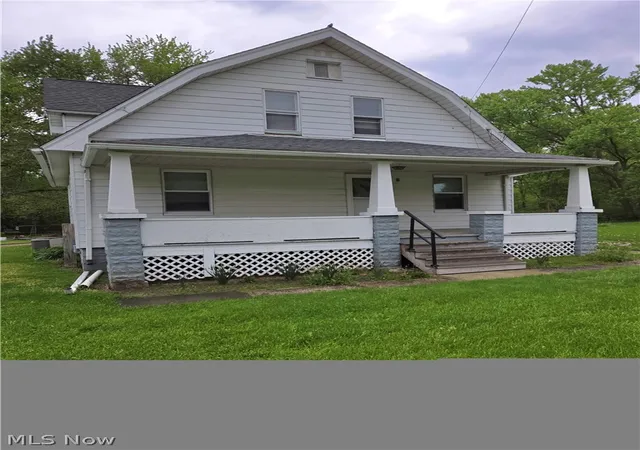 Homes for sale in Newton Falls, OH | 719 Ticknor Ave, Newton Falls, OH 44444 | MLS# 5207710