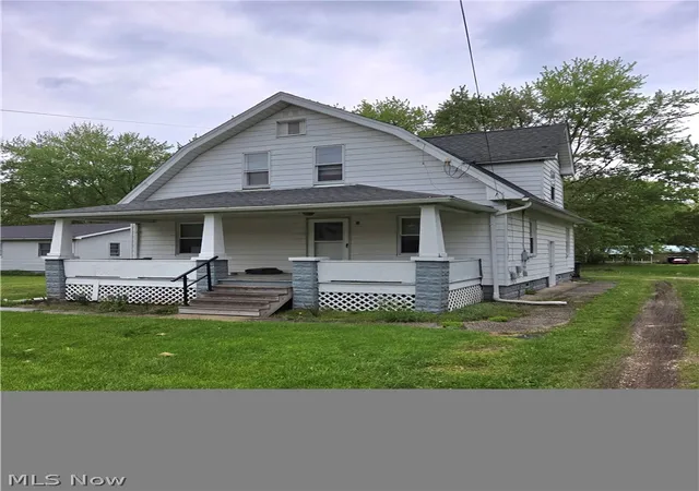Homes for sale in Newton Falls, OH | 719 Ticknor Ave, Newton Falls, OH 44444 | MLS# 5207710