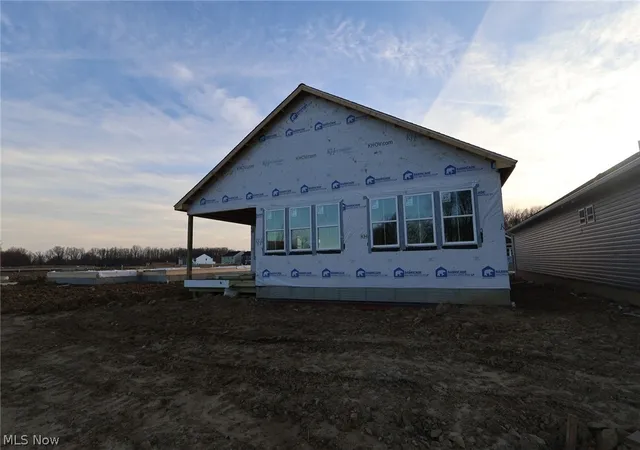 8th image of 2433 Merriment Dr, Elyria, OH 44035 | MLS# 5207846