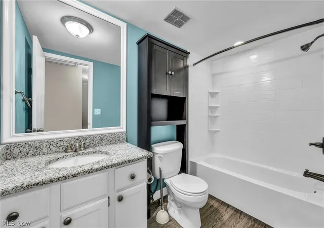 2nd image of 1251 W 70Th St, Cleveland, OH 44102