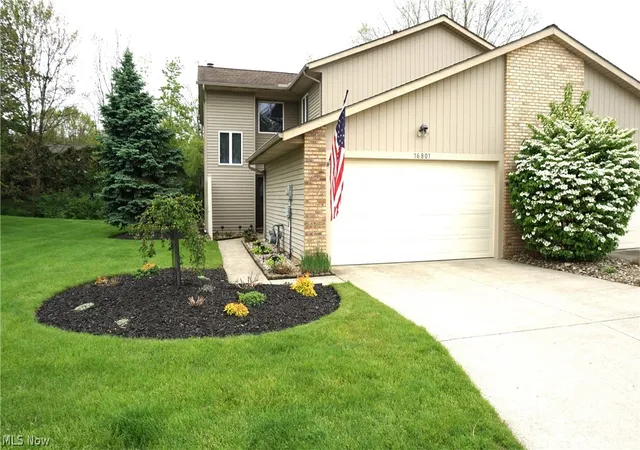 Homes for sale in Middleburg Heights, OH | 16801 Orchard Grove Dr, Middleburg Heights, OH 44130 | MLS# 5207876