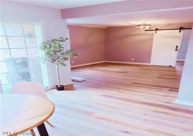 2nd image of 5810 Tiffany Ct, Cleveland, OH 44124 | MLS# 5207892