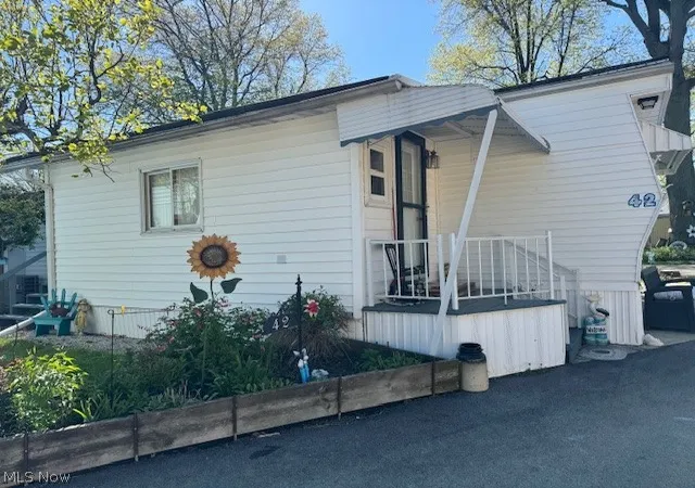 4th image of 1705 E 28 Street #42, Ashtabula, OH 44004 | MLS# 5206731