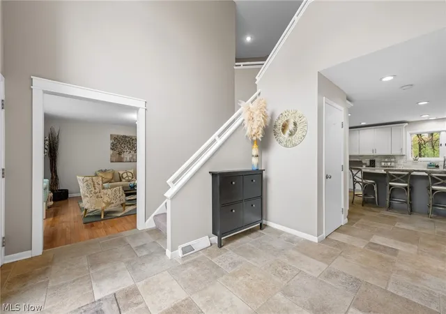 Homes for sale in Solon, OH | 5045 Crofton Ave, Solon, OH 44139 | MLS# 5207214