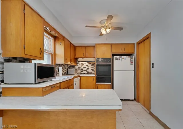 5th image of 4285 Kerrybrook Dr, Youngstown, OH 44511 | MLS# 5207749