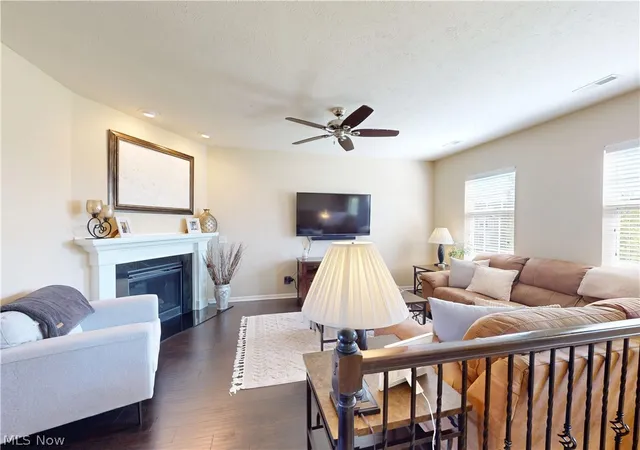 4th image of 6144 N Pointe Dr, Cleveland, OH 44124 | MLS# 5207804