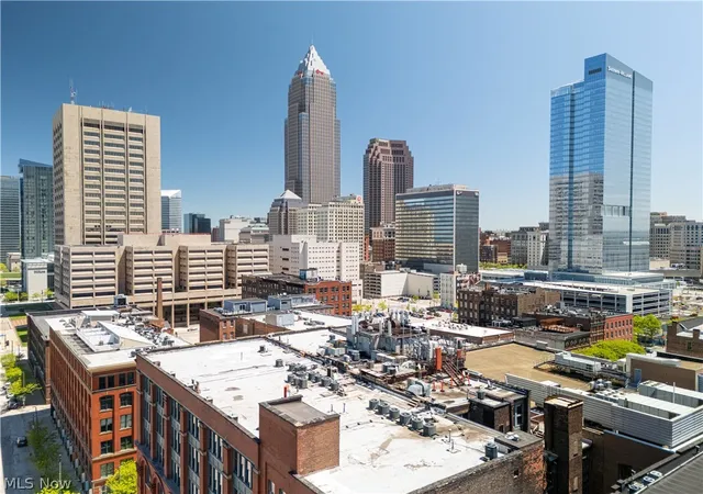 Homes for sale in Cleveland, OH | 635 W Lakeside Ave #406, Cleveland, OH 44113 | MLS# 5207976