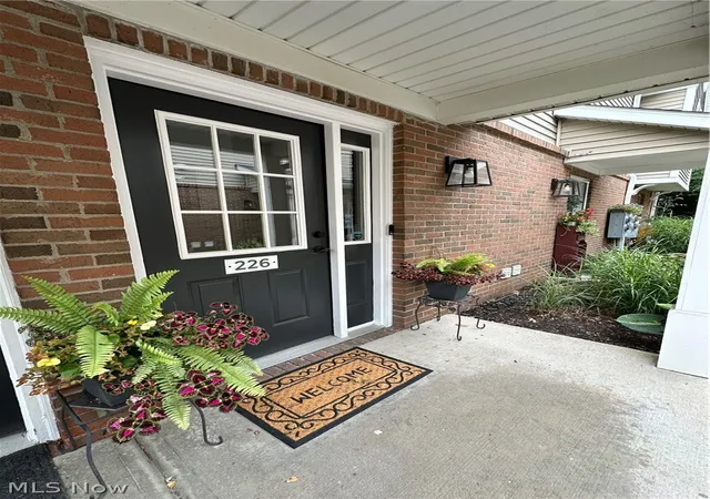 2nd image of 3321 Lenox Village Dr #226, Fairlawn, OH 44333 | MLS# 5207703