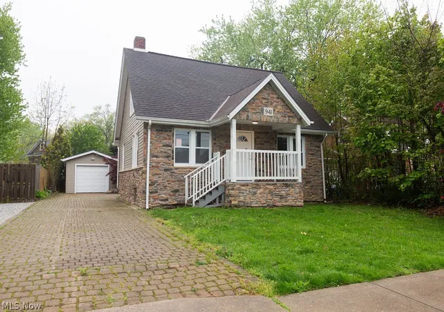 1st image of 941 Owego St, Painesville, OH 44077 | MLS# 5207965