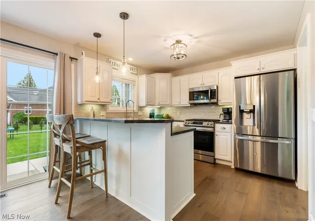 Homes for sale in Dover, OH | 1319 Parkdale Dr, Dover, OH 44622 | MLS# 5207641