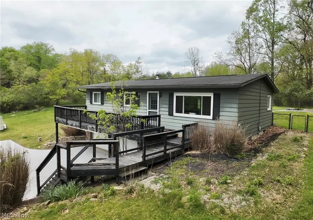 Homes for sale in Millersburg, OH | 2065 W Buckhorn Dr, Millersburg, OH 44654 | MLS# 5207391