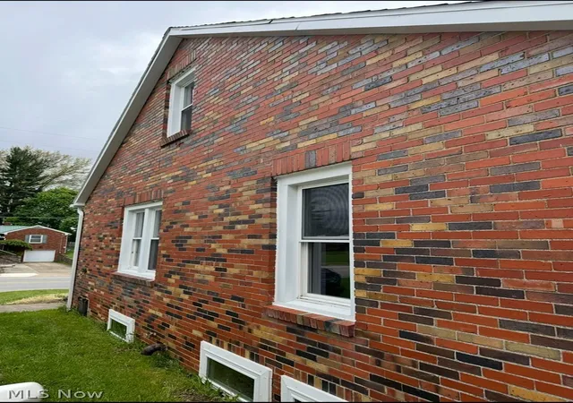 Photo 3 of Sale Pending at 551 Cline Ave, Mansfield, OH 44907 | MLS# 5207711 | Listing updated on 2026-08-04
