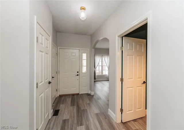 Photo 2 of Sale Pending at 12195 Pheasant Run Cir, North Royalton, OH 44133 | MLS# 5207691 | Listing updated on 2026-08-17