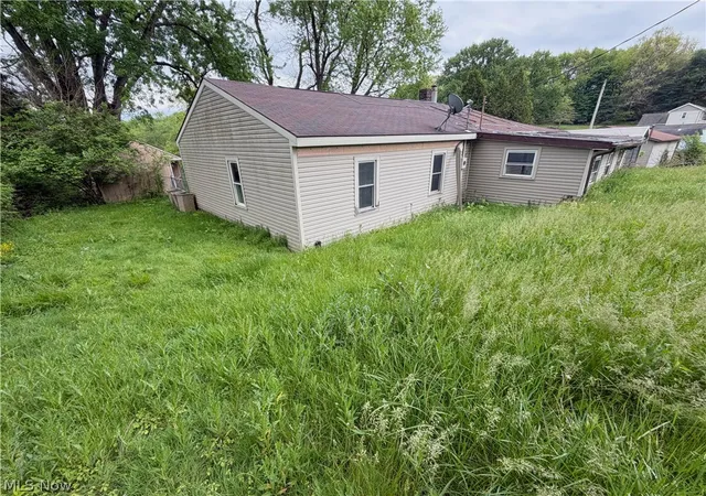 Homes for sale in East Liverpool, OH | 16816 Andrews Ave, East Liverpool, OH 43920 | MLS# 5207860