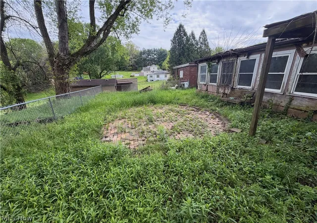 Homes for sale in East Liverpool, OH | 16816 Andrews Ave, East Liverpool, OH 43920 | MLS# 5207860