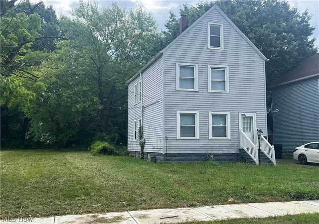 3rd image of 3579 E 72Nd St, Cleveland, OH 44105 | MLS# 5208097