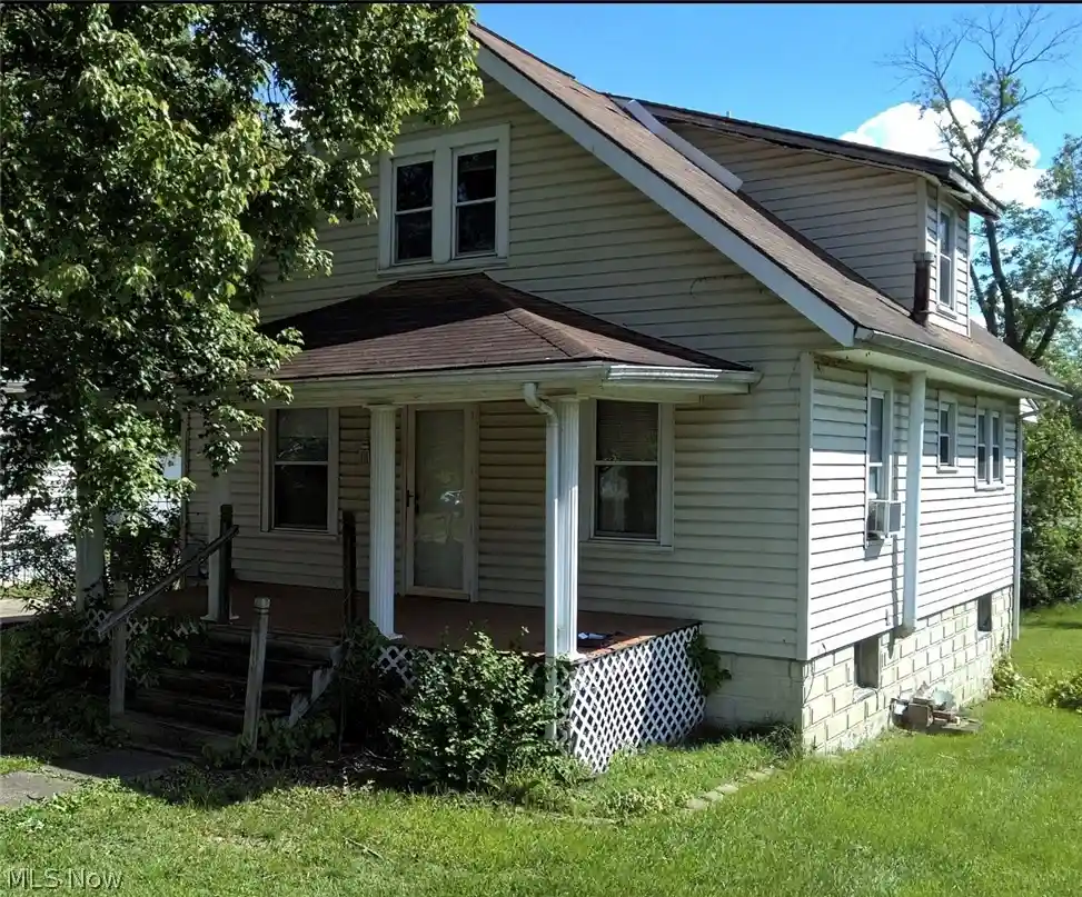 Photo 1 of Single family home for sale at 3507 6th Avenue, Parkersburg, WV 26101 | MLS# 5207840 | Listing updated on 2026-10-13