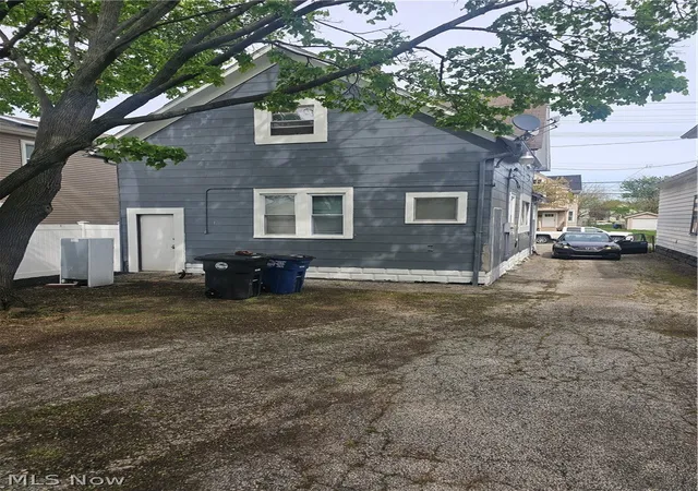 4th image of 3296 W 44Th St, Cleveland, OH 44109 | MLS# 5208285