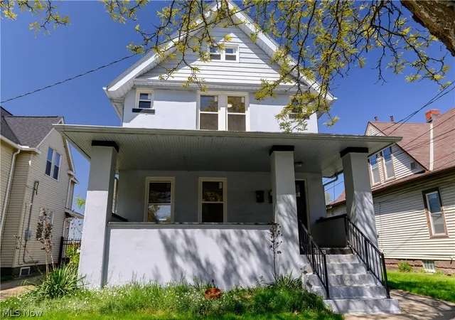 1st image of 2016 Halstead Ave, Lakewood, OH 44107 | MLS# 5208043