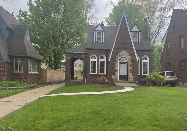Photo 1 of Single family home for sale at 132 Jennette Dr, Youngstown, OH 44512 | MLS# 5208373 | Listing updated on 2026-08-04