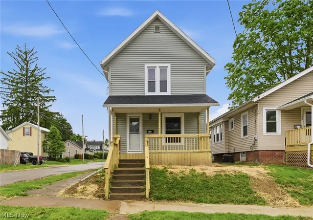 1st image of 530 Edgehill Ave, Ashland, OH 44805 | MLS# 5207793