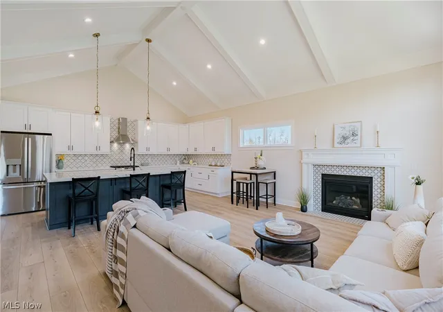Photo 4 of Single family home for sale at 6469 N Cobblestone Rd, Cleveland, OH 44143 | MLS# 5207720 | Listing updated on 2026-05-08