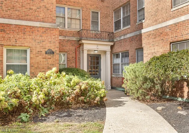 Homes for sale in Shaker Heights, OH | 15825 Van Aken Blvd #105W, Shaker Heights, OH 44120 | MLS# 5208418