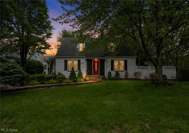 2nd image of 2071 Lakeview Ave, Rocky River, OH 44116 | MLS# 5207944