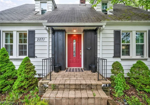 3rd image of 2071 Lakeview Ave, Rocky River, OH 44116 | MLS# 5207944