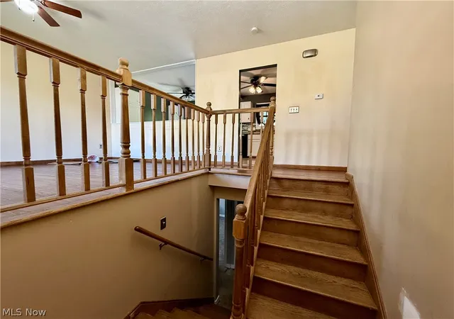 Photo 2 of Single family home for sale at 1128 Oakwood Dr, Vermilion, OH 44089 | MLS# 5208358 | Listing updated on 2026-07-02