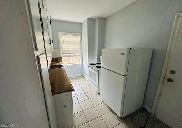 Homes for sale in Shaker Heights, OH | 15610 Van Aken Blvd #4, Shaker Heights, OH 44120 | MLS# 5208486