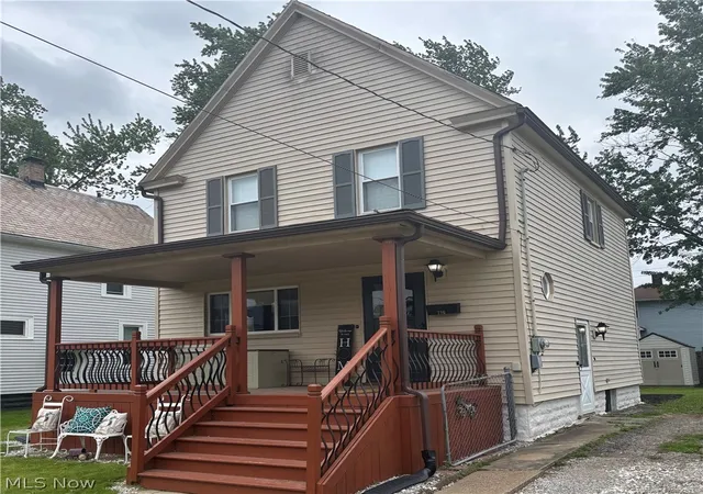 3rd image of 716 Foster Ave, Elyria, OH 44035 | MLS# 5208394