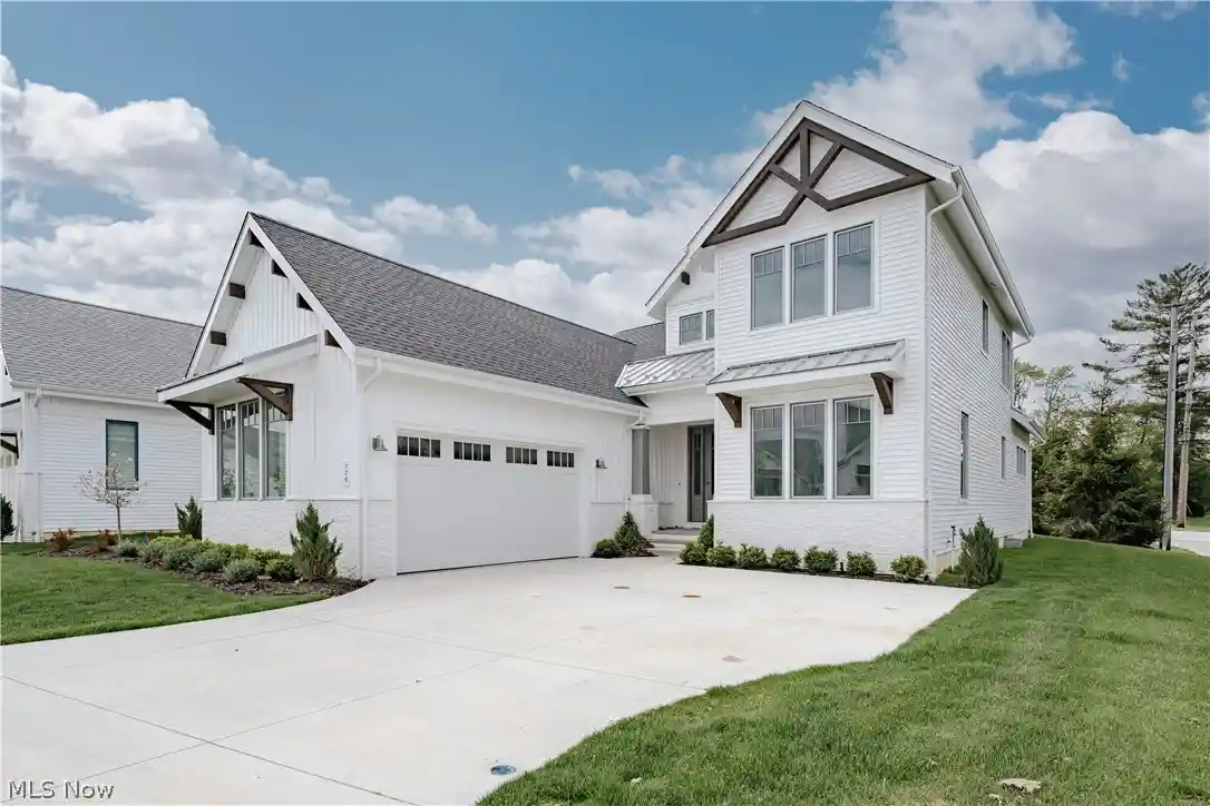 Photo 1 of Single family home for sale at 176 Bridgeport Way, Cleveland, OH 44124 | MLS# 5208410 | Listing updated on 2026-10-28