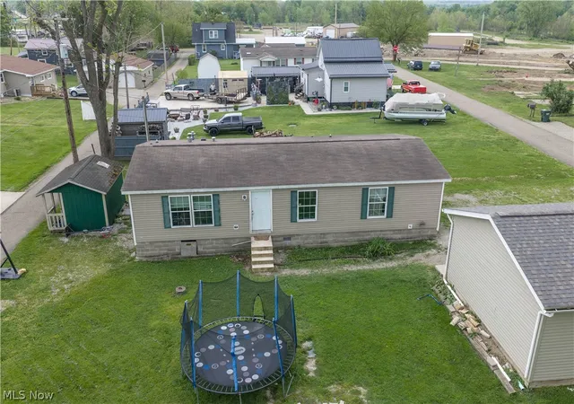 Homes for sale in New Philadelphia, OH | 2195 James St Se, New Philadelphia, OH 44663 | MLS# 5208576