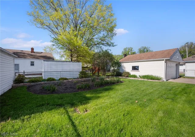 Photo 3 of Sale Pending at 30401 Harrison St, Willowick, OH 44095 | MLS# 5208512 | Listing updated on 2026-08-01