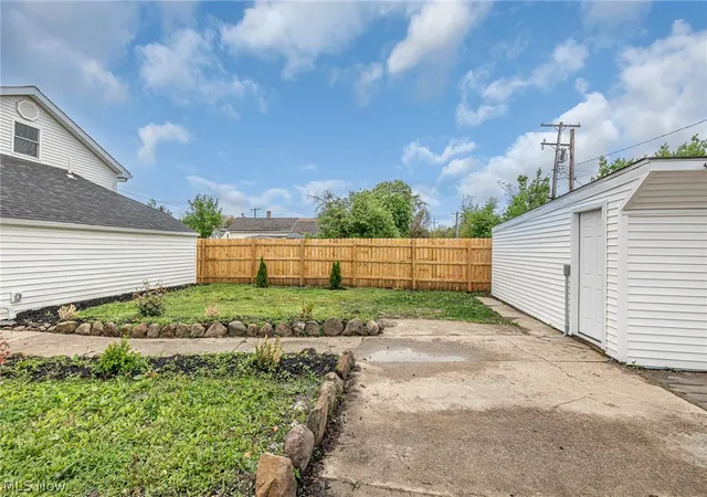 Homes for sale in Cleveland, OH | 3229 W 52nd St, Cleveland, OH 44102 | MLS# 5208361
