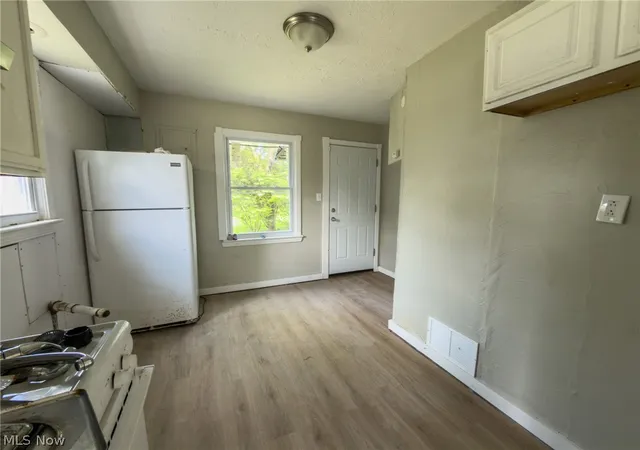 3rd image of 11825 Avon Ave, Cleveland, OH 44105 | MLS# 5208558