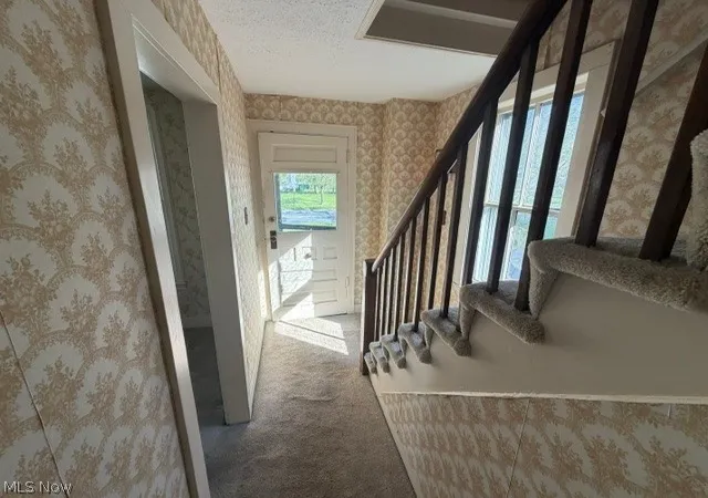 4th image of 174 Columbus St, Bedford, OH 44146 | MLS# 5208706