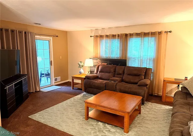 2nd image of 6799 Tippecanoe Rd, Canfield, OH 44406