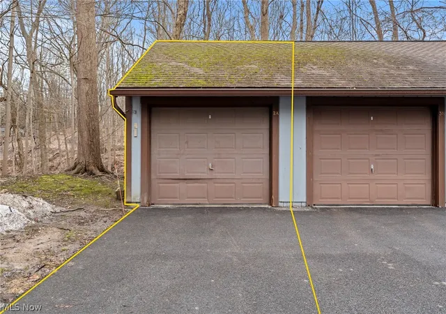 Homes for sale in Cuyahoga Falls, OH | 515 Meredith Ln #2A, Cuyahoga Falls, OH 44223 | MLS# 5190835