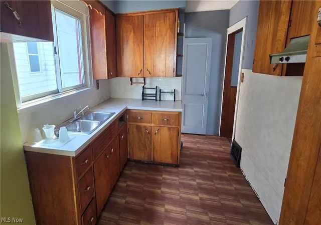 Photo 3 of Single family home for sale at 647 Columbia Ave, Akron, OH 44310 | MLS# 5208615 | Listing updated on 2026-08-02