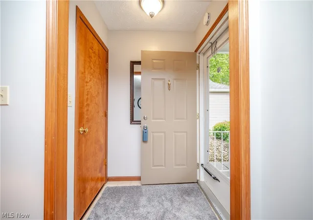 3rd image of 7062 W Blvd, Youngstown, OH 44512
