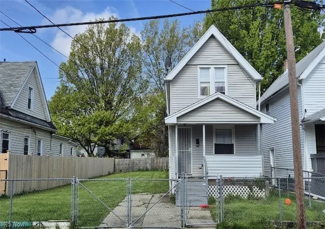 Homes for sale in Cleveland, OH | 2048 W 105th St, Cleveland, OH 44102 | MLS# 5207132